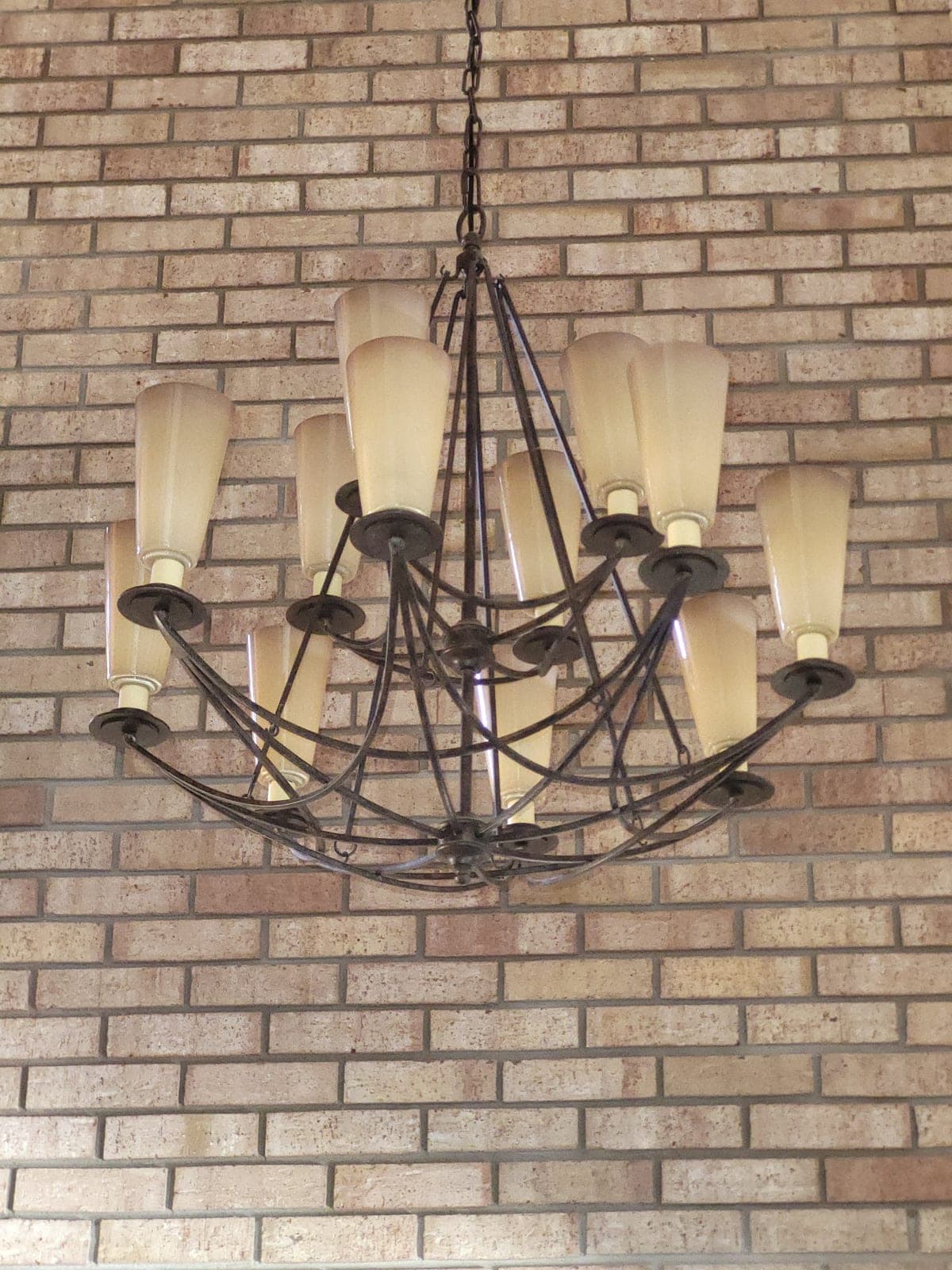 Feiss El Nido chandelier, 12-light, Wrought iron - Front entrance