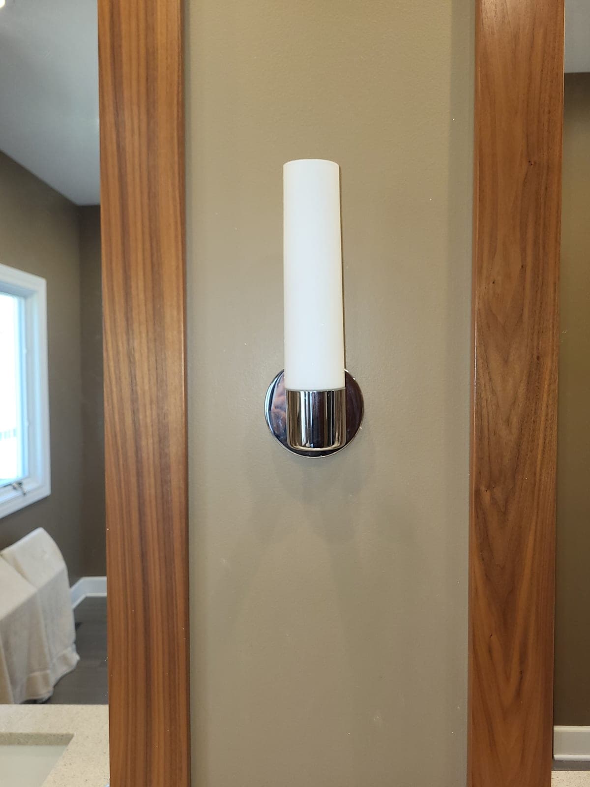 Sconces (2)