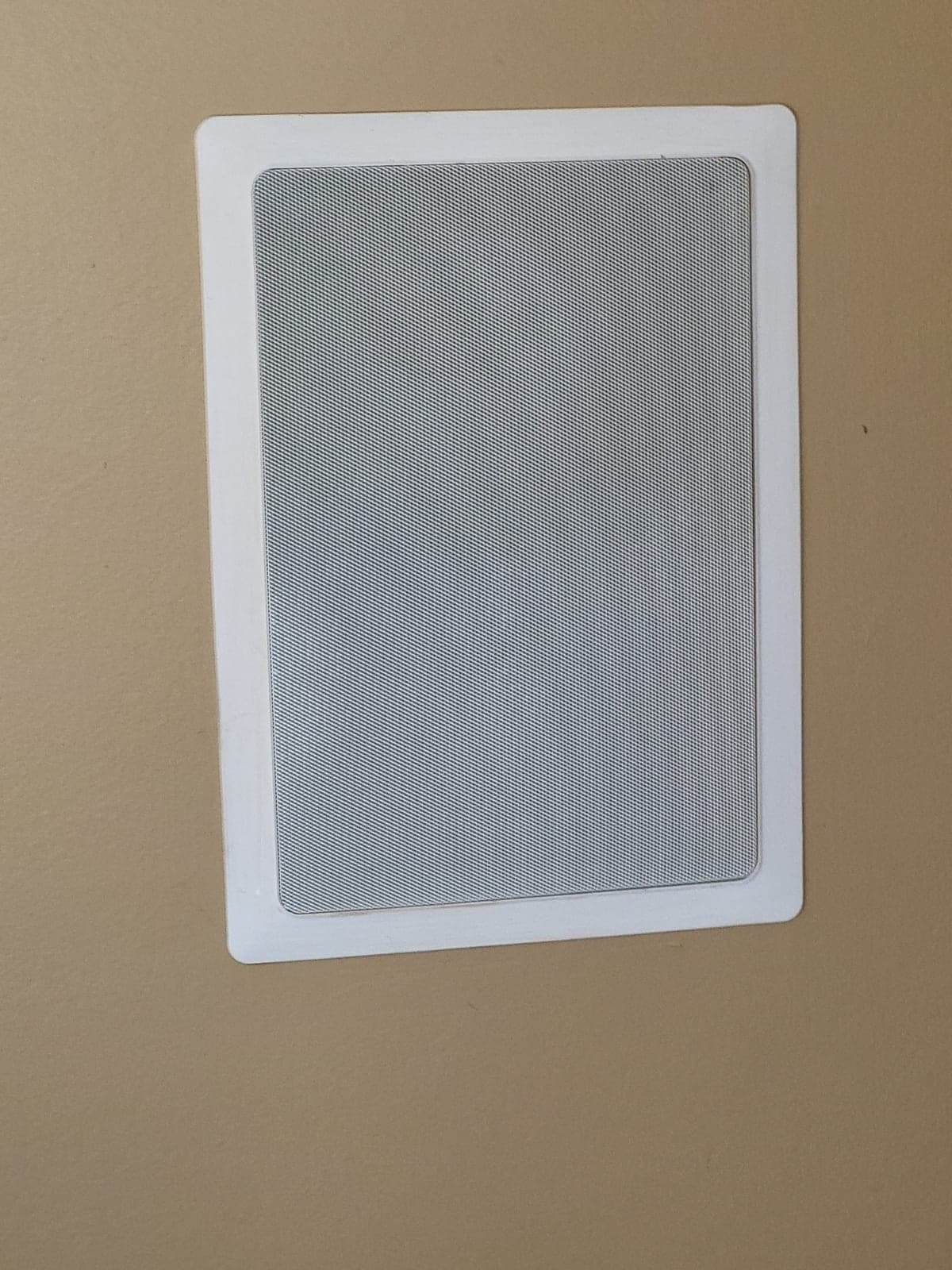 Wall speakers